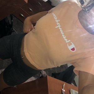 champion cropped tee